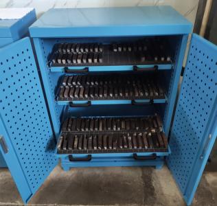 車(chē)間存放工具柜